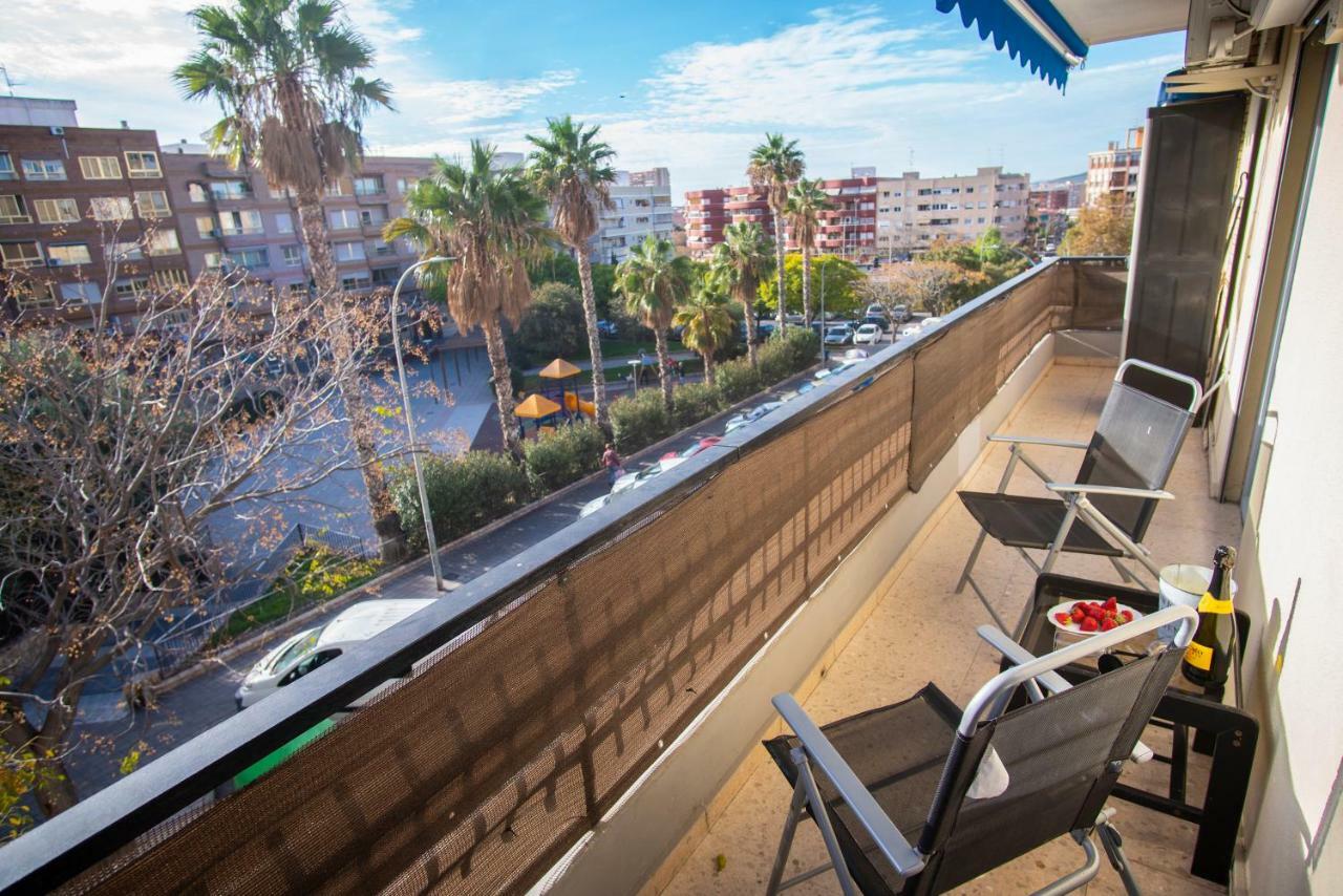 Apartamento Comodo A 10 Min Del Centro Alicante Esterno foto