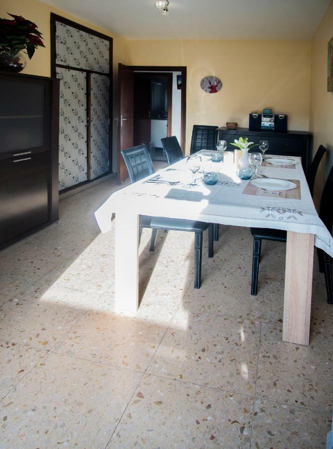 Apartamento Comodo A 10 Min Del Centro Alicante Esterno foto