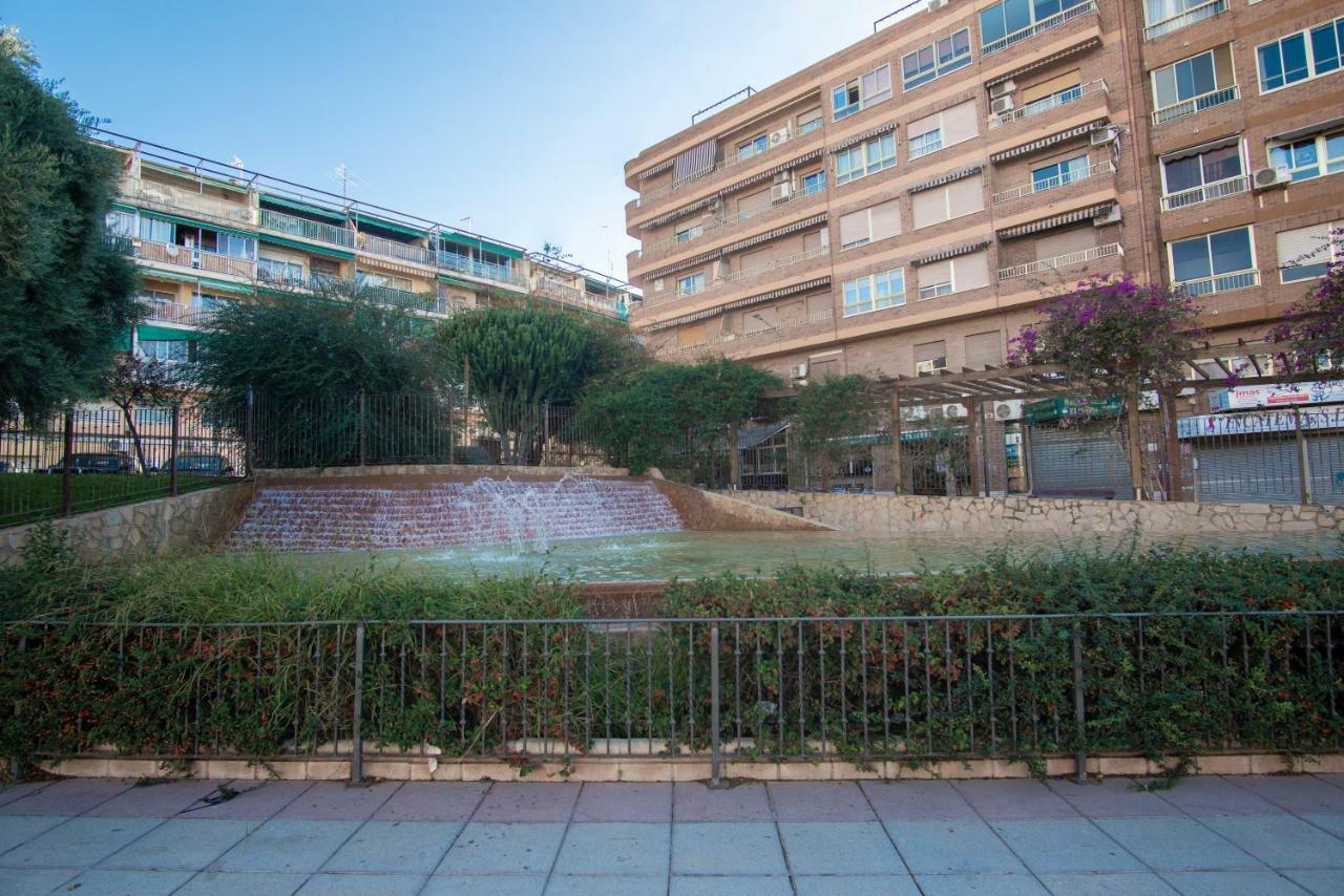 Apartamento Comodo A 10 Min Del Centro Alicante Esterno foto