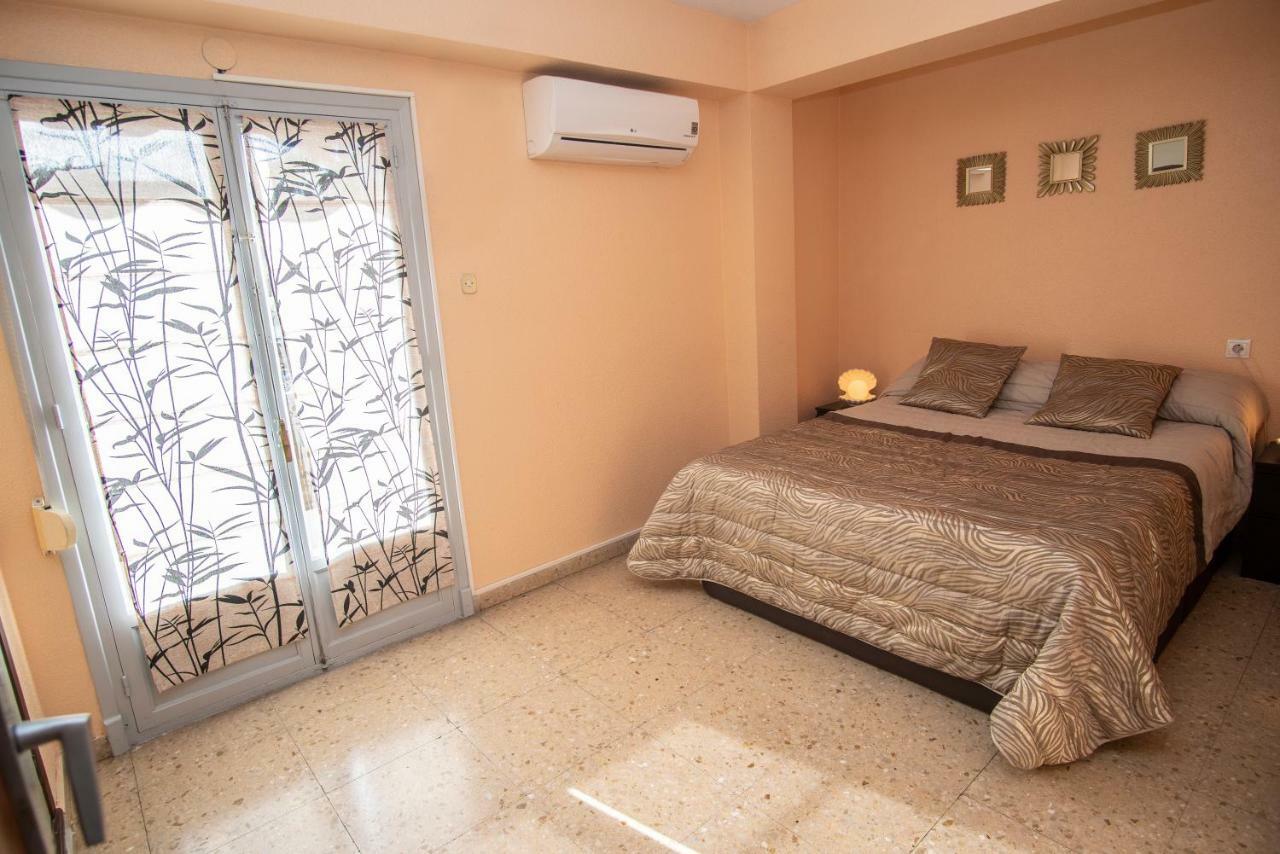 Apartamento Comodo A 10 Min Del Centro Alicante Esterno foto