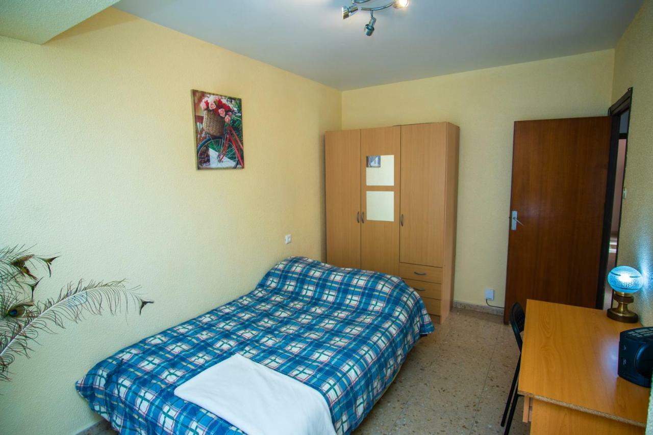 Apartamento Comodo A 10 Min Del Centro Alicante Esterno foto