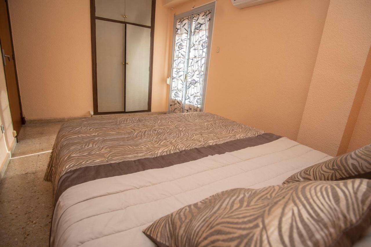 Apartamento Comodo A 10 Min Del Centro Alicante Esterno foto
